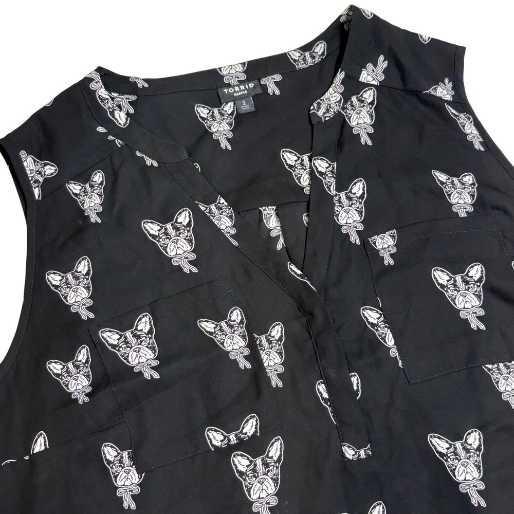 Torrid Harper Blouse Size 2 Black‎ White French Bulldog Print Sleeveless Top